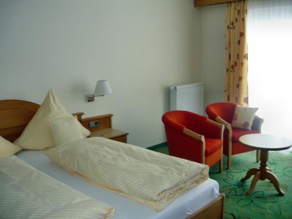 Landgasthof Loewen Neubulach Quarto foto